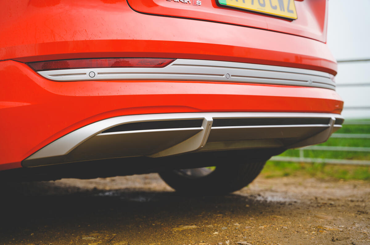 7 Audi E Tron S 2021 RT rear diffuser
