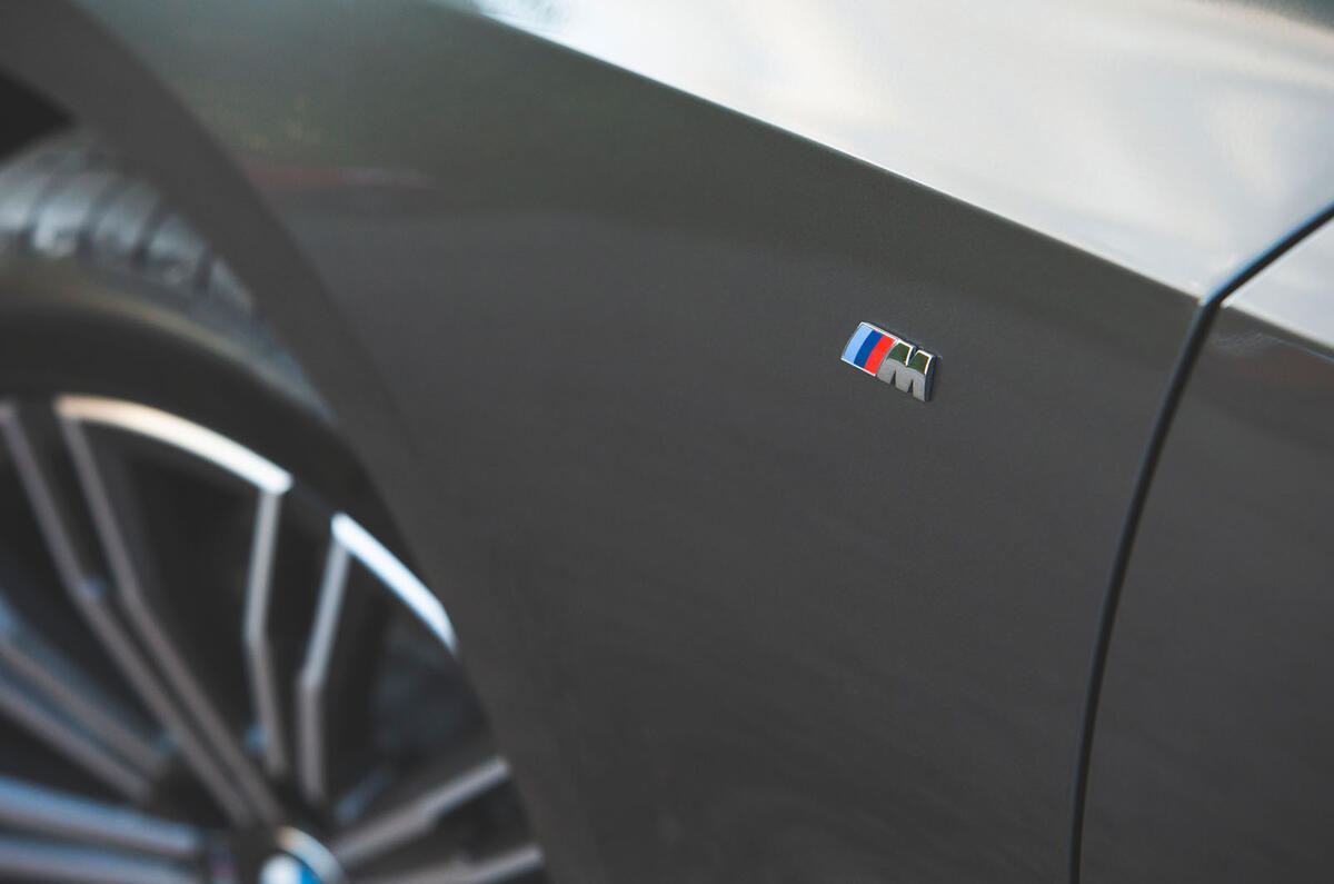 BMW 3 Series 320d 2019 Road Test review - M Sport badge