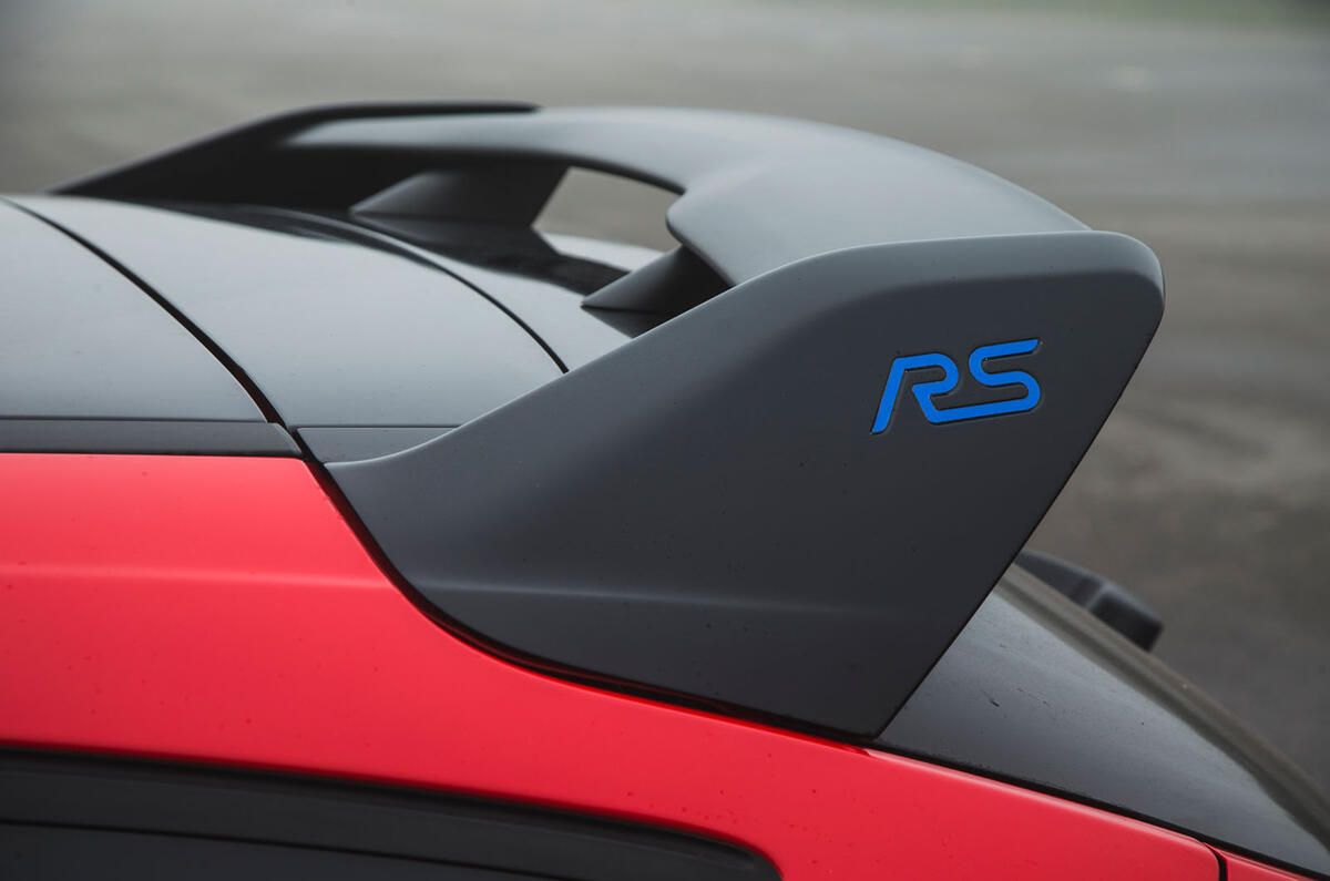 Ford Focus RS 2019 road test review - spoiler