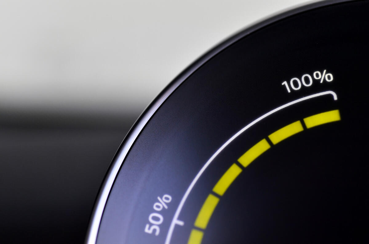 Mini Electric 2020 road test review - instruments