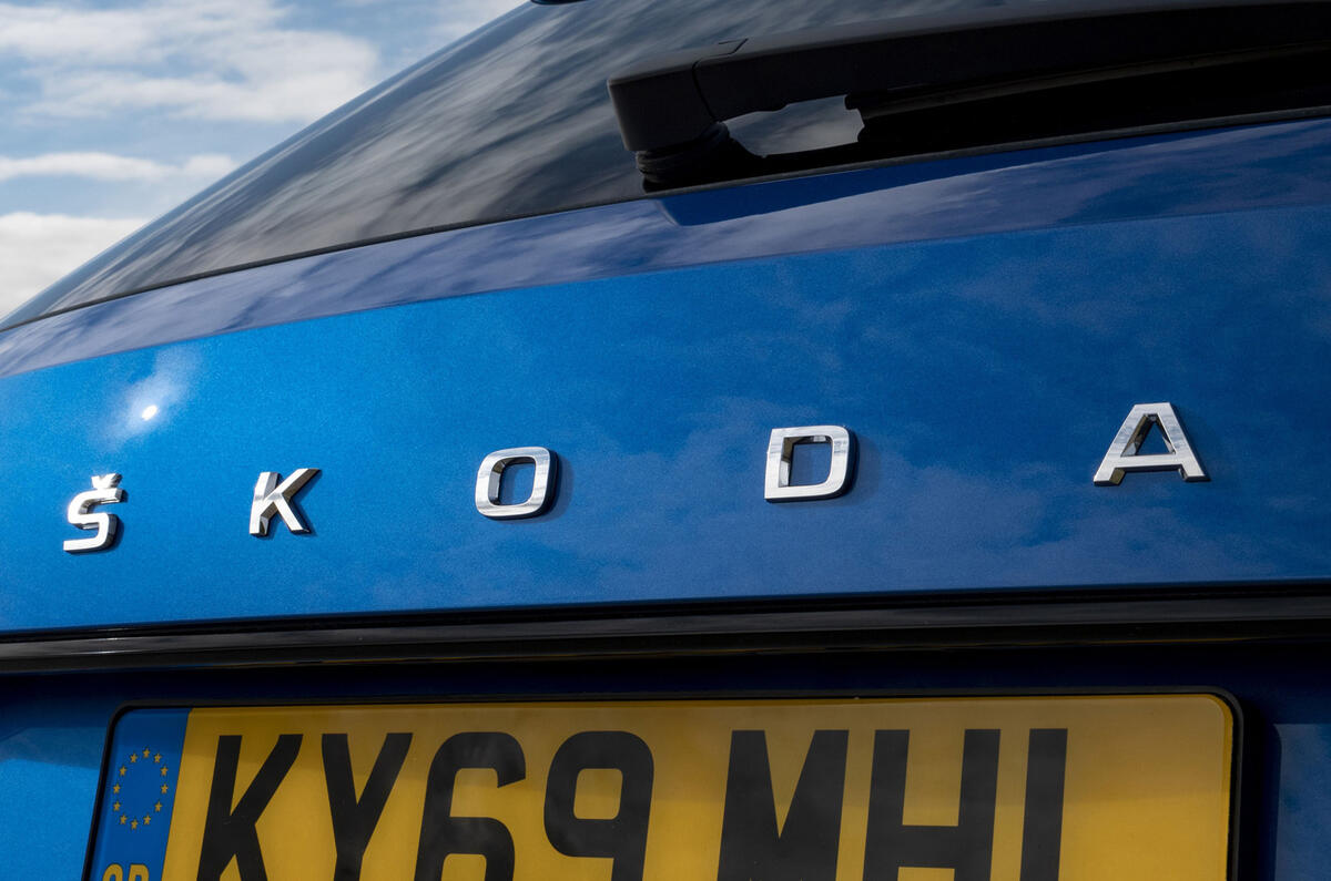 7 Skoda Superb Estate 2021 RT update rear badge