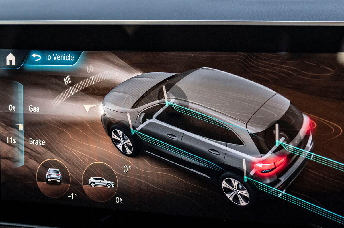 Mercedes-Benz GLA 2020 road test review - infotainment