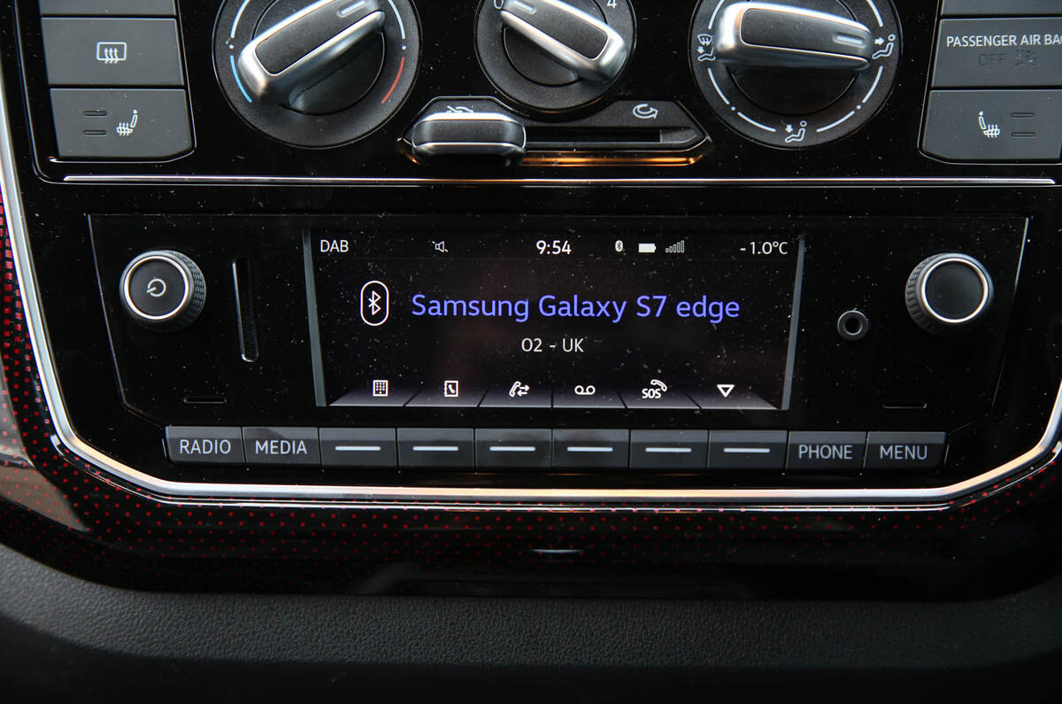 Volkswagen Up GTI 2018 review Bluetooth