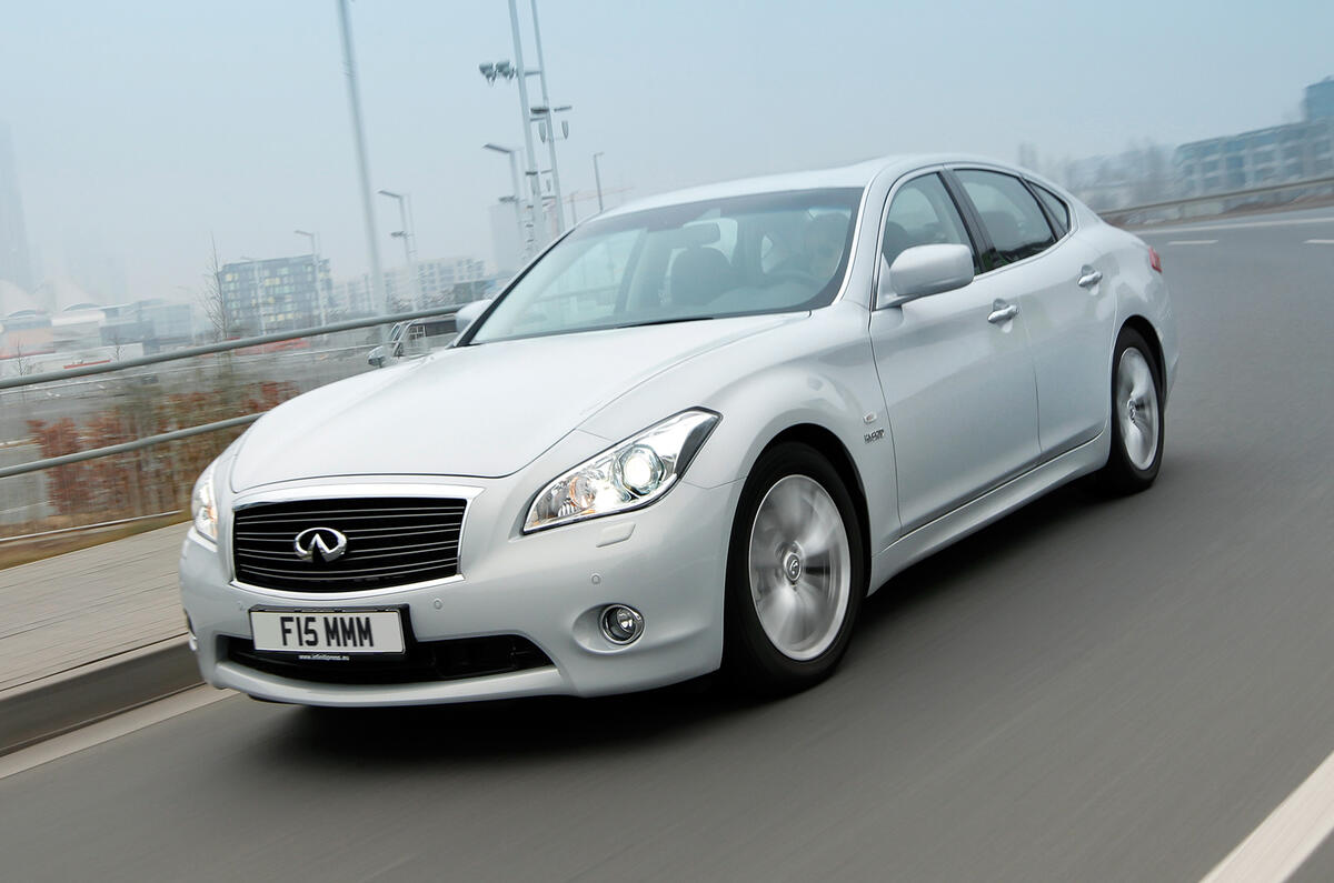 Infiniti M35h GT Premium