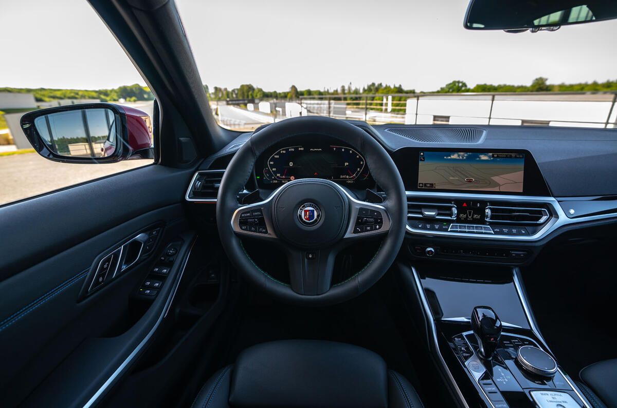 Alpina B3 2020 road test review - steering wheel