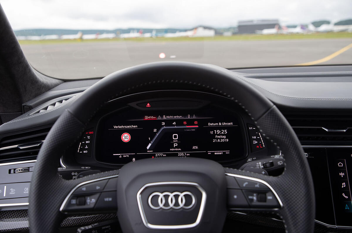 Audi SQ8 2019 road test review - instruments