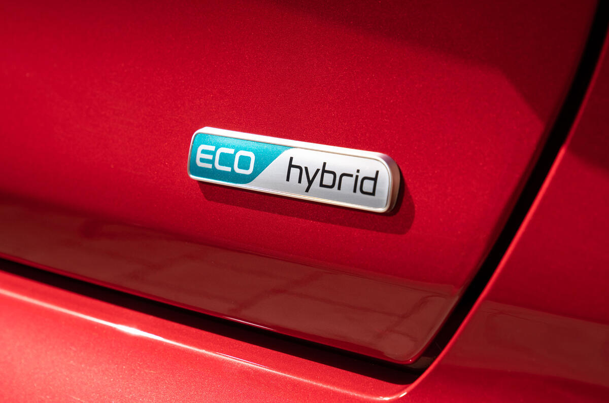 9 Kia Niro 2021 road test review hybrid badge