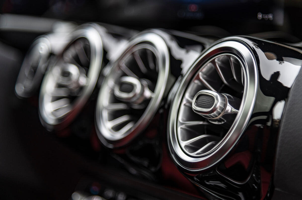 Mercedes-Benz GLA 2020 road test review - air vents