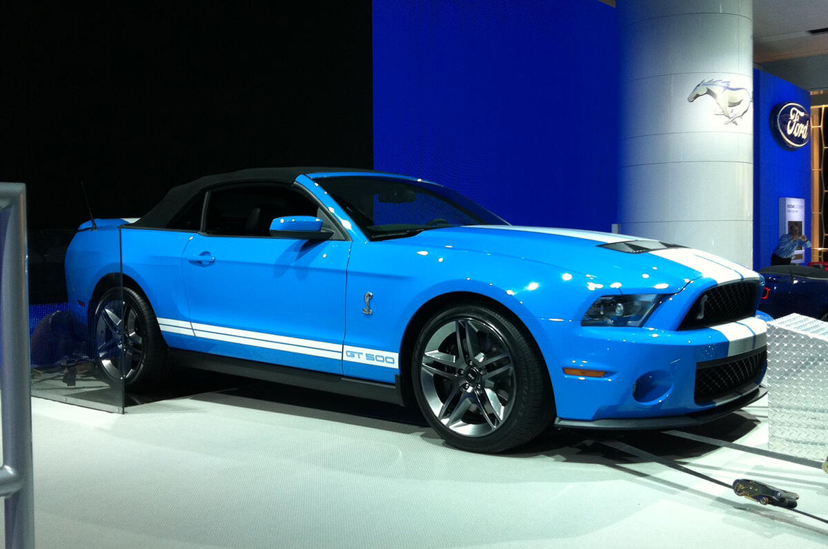 Detroit show: soft-top Shelby GT500