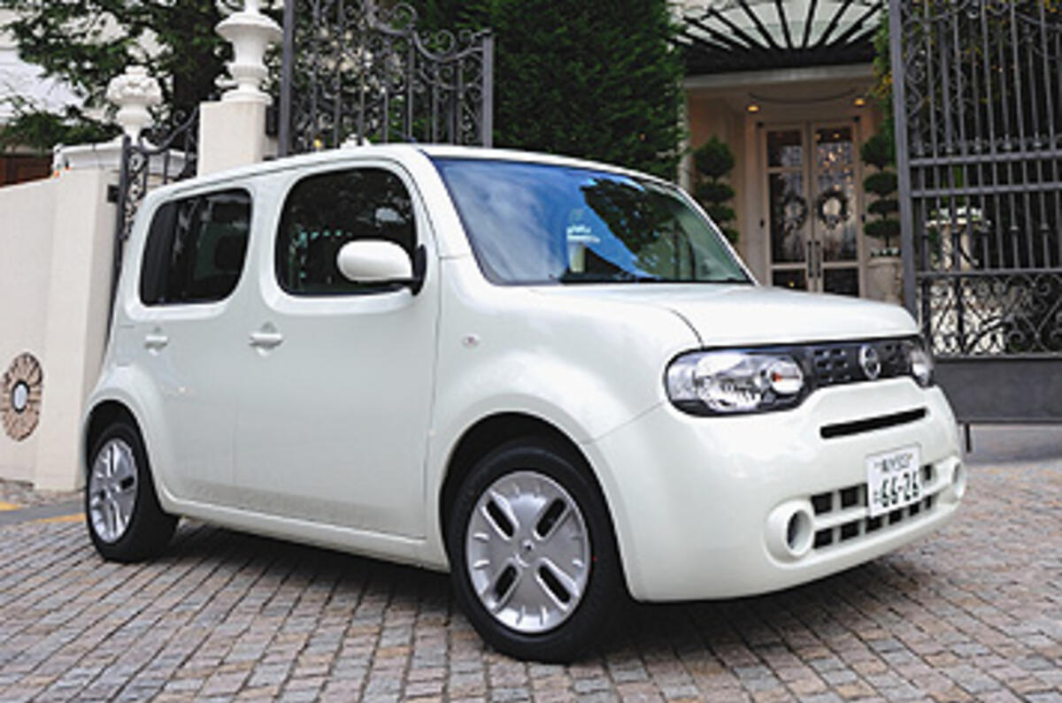Nissan Cube Autocar