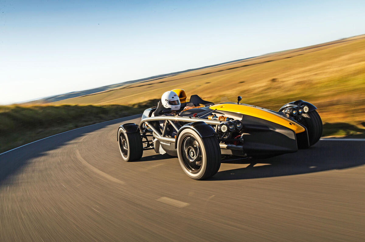 Ariel Atom 4 2019 essai routier - sur la route