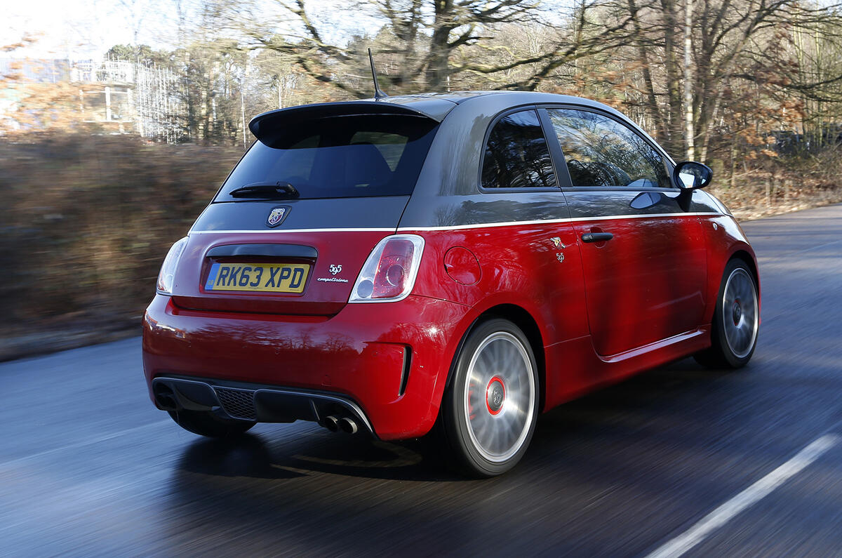 Abarth 595 Competizione Review (2021) | Autocar