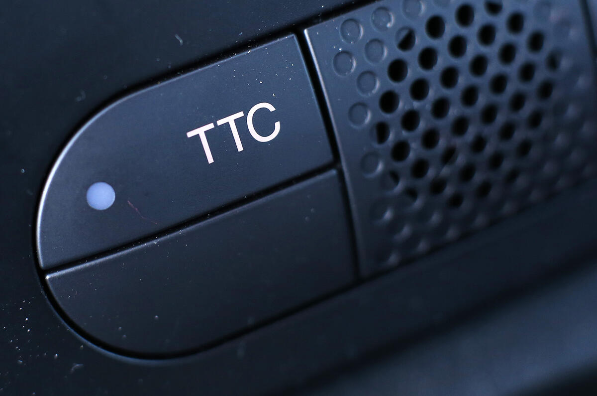 Abarth 595 TTC button