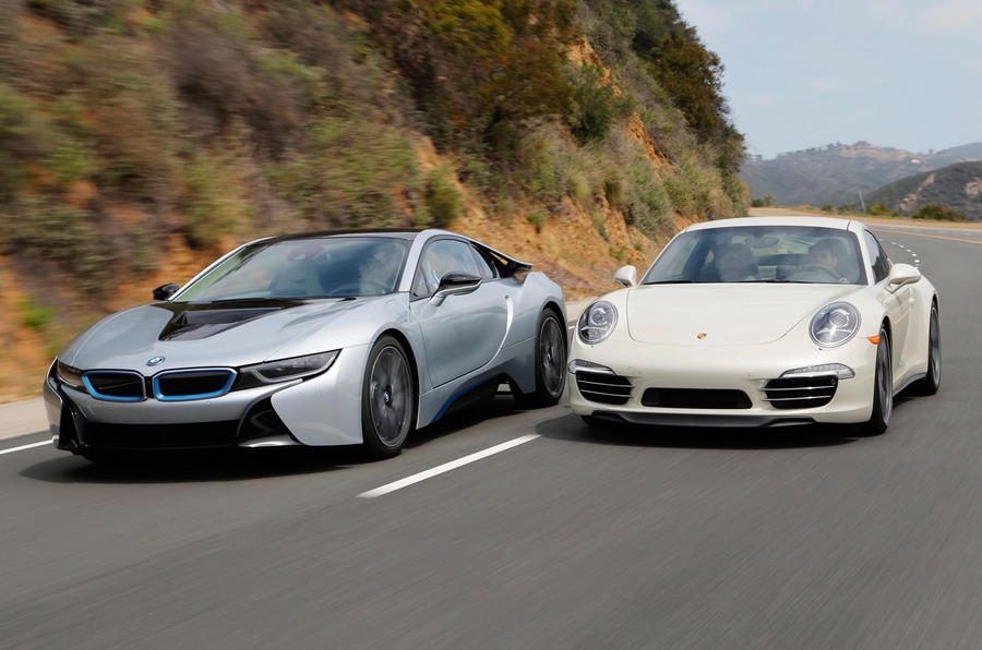Comparison: new BMW i8 vs Porsche 911