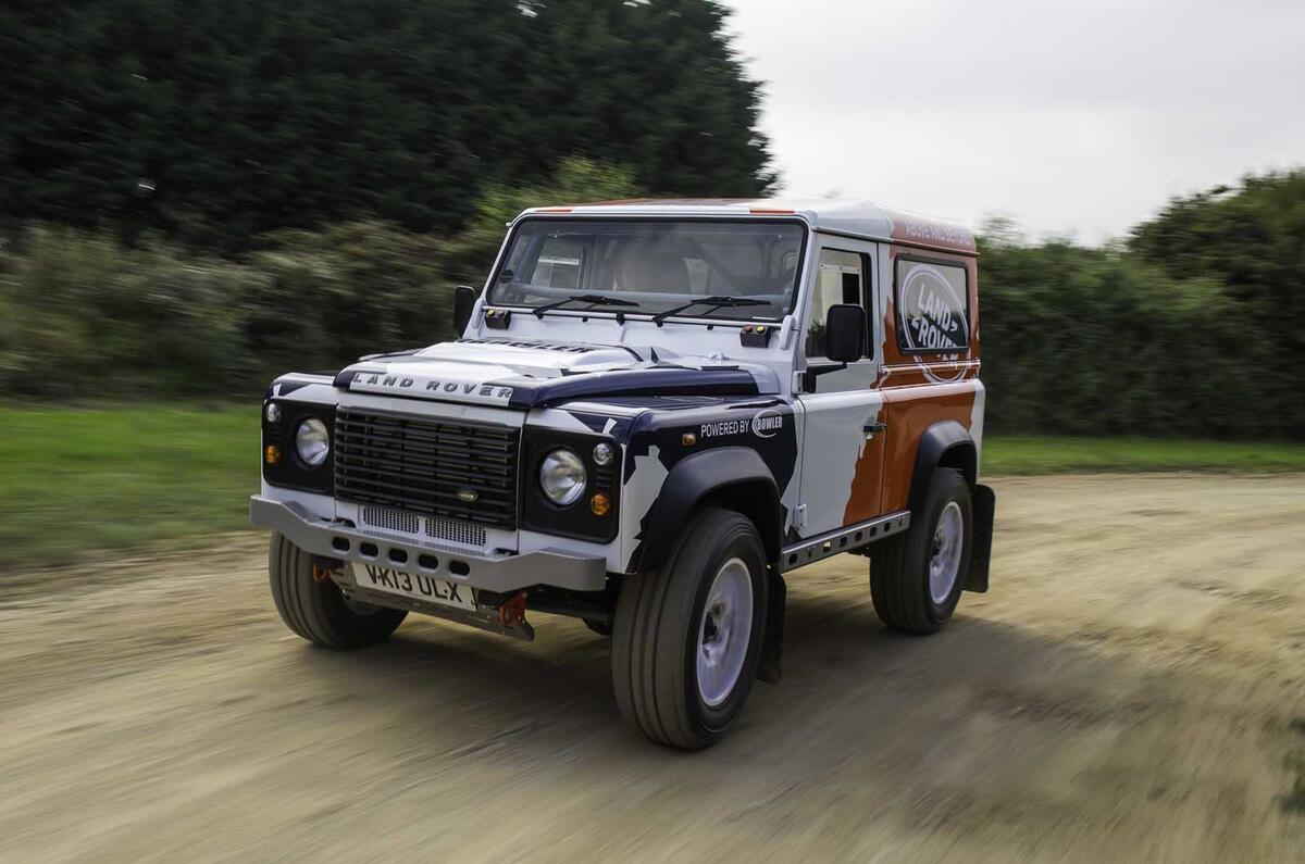 Landrover defender med Bilstein B6 4600 offroad støddæmpere - for lifted cars!