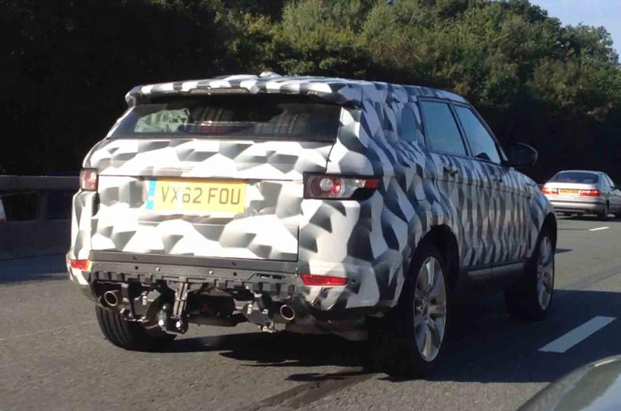 New Land Rover Discovery family due in 2015