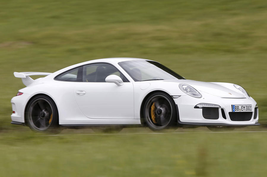 All Porsche 911 GT3s to get new engines