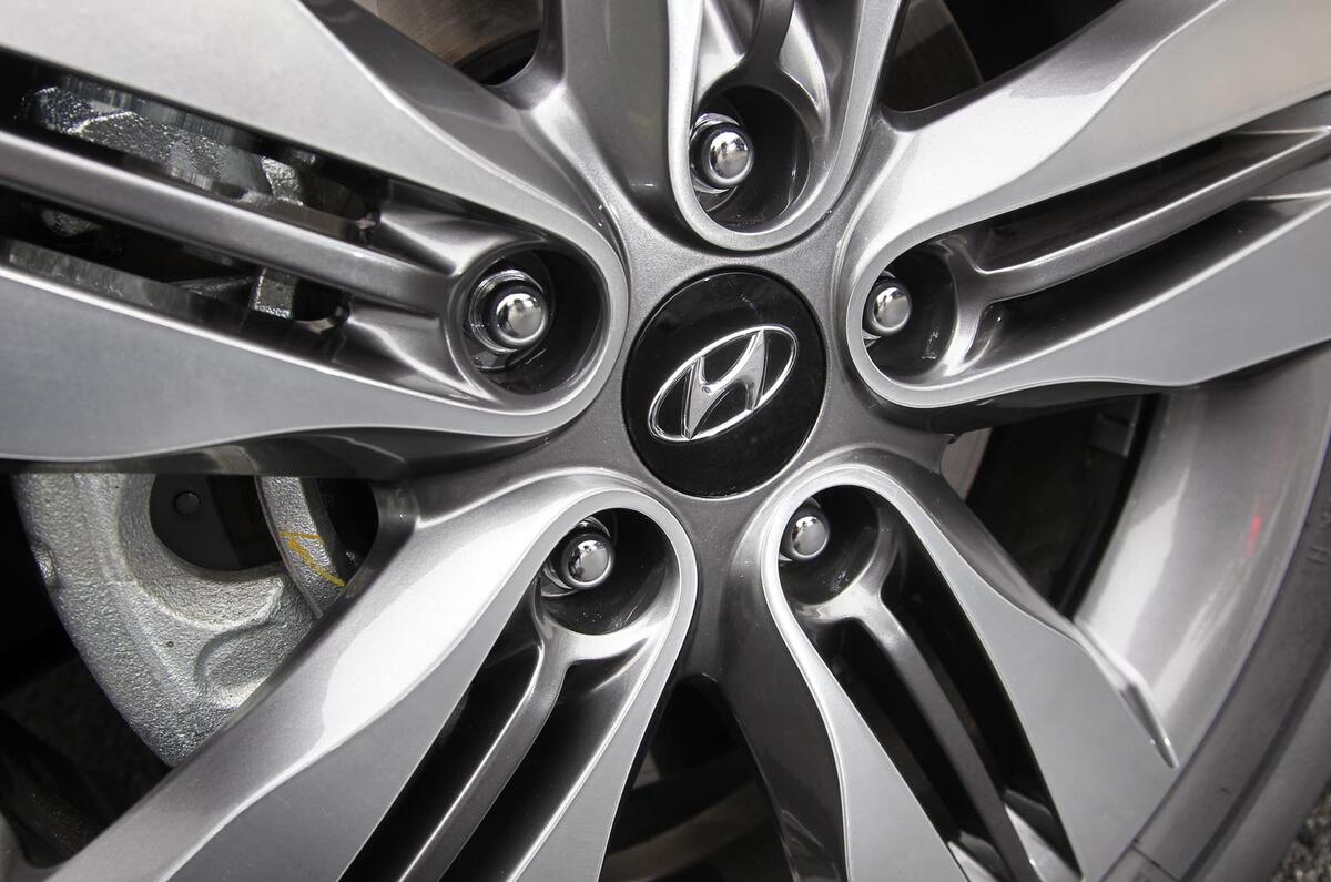 2013 Hyundai ix35 1.7 CRDi diesel facelift first drive