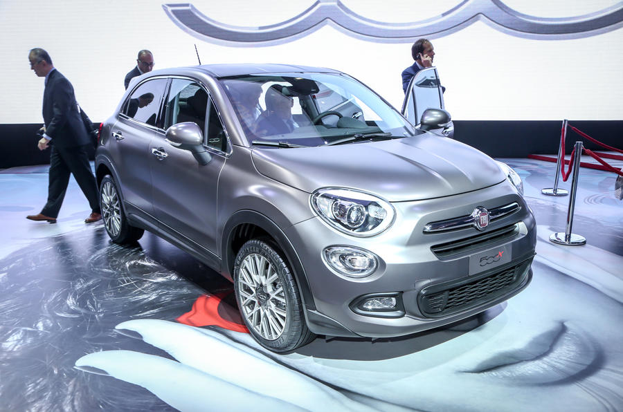 Fiat 500X compact crossover unveiled