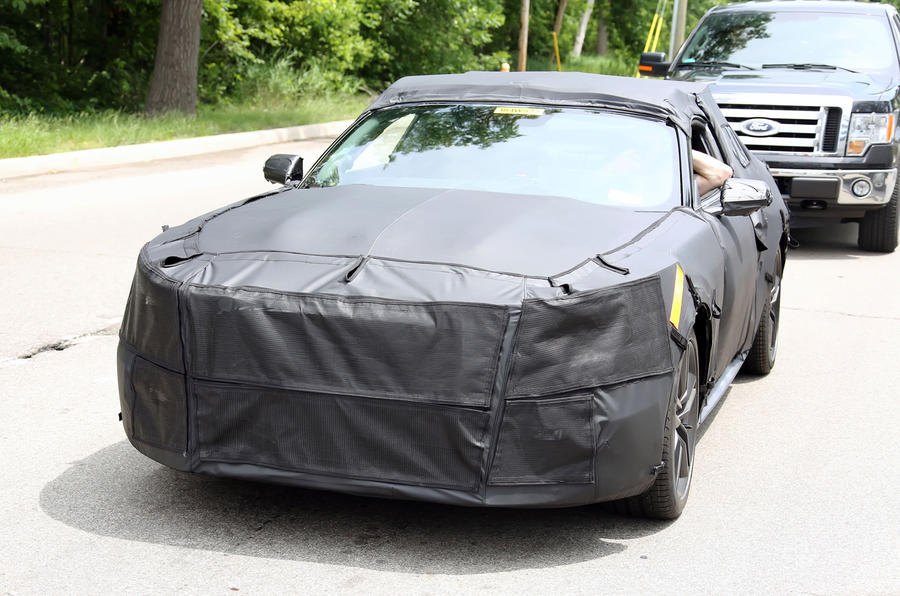 2015 Ford Mustang: latest spy shots