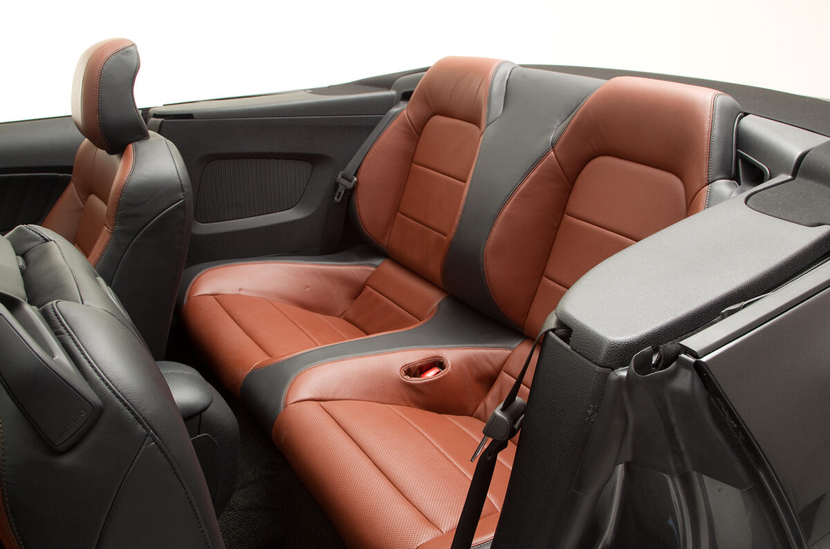 2015 Ford Mustang revealed