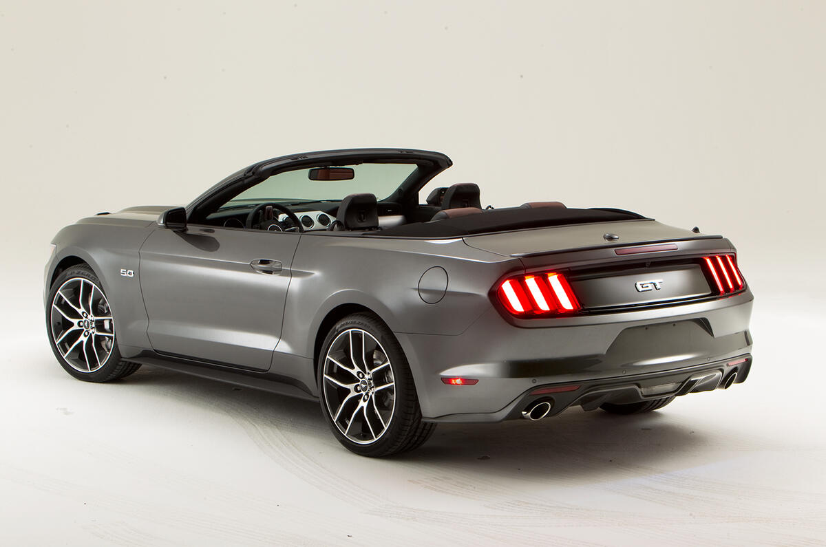 2015 Ford Mustang revealed