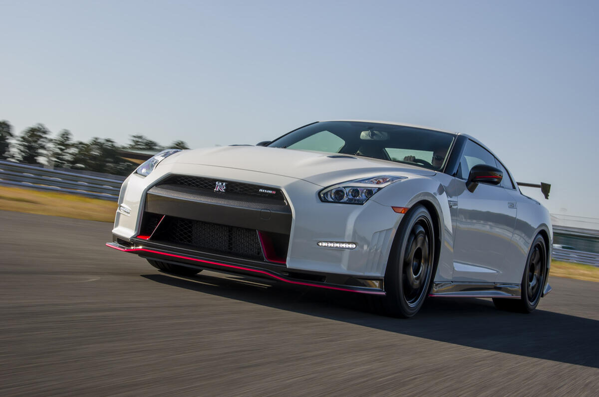 Nissan GT-R Nismo 2015-2016 Review (2019) | Autocar Nissan GT-R Nismo 2015-2016 Review (2019) | Autocar