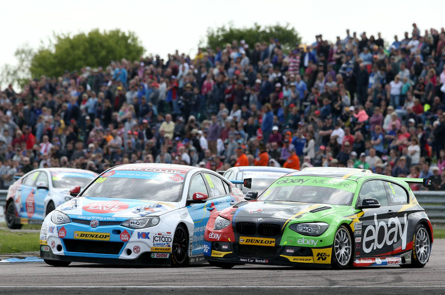Quantifying the pace of development in touring car racing