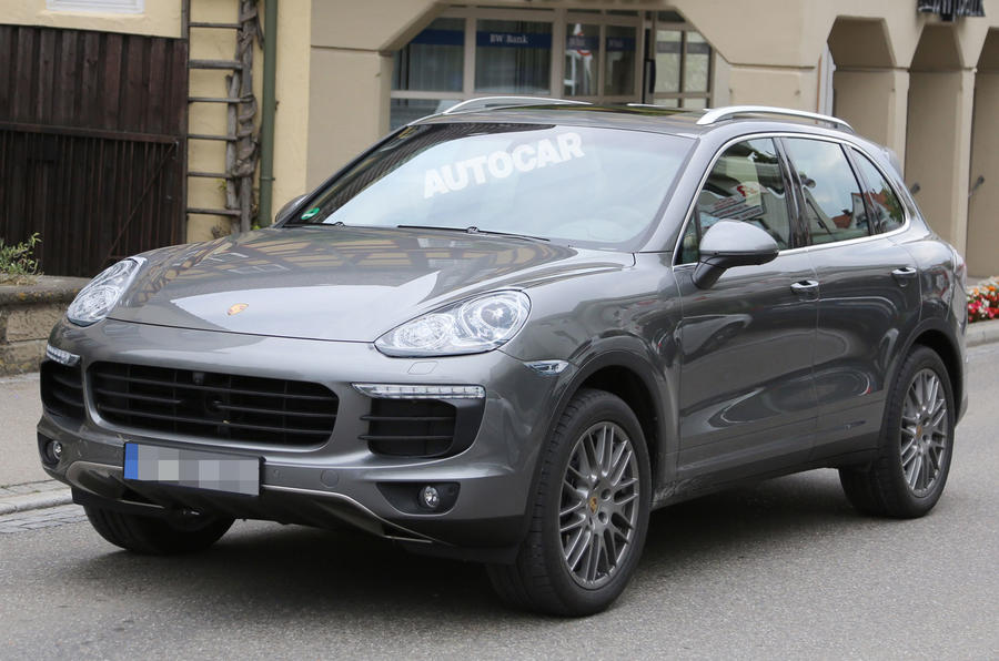 Facelifted Porsche Cayenne spotted undisguised ahead of Paris debut