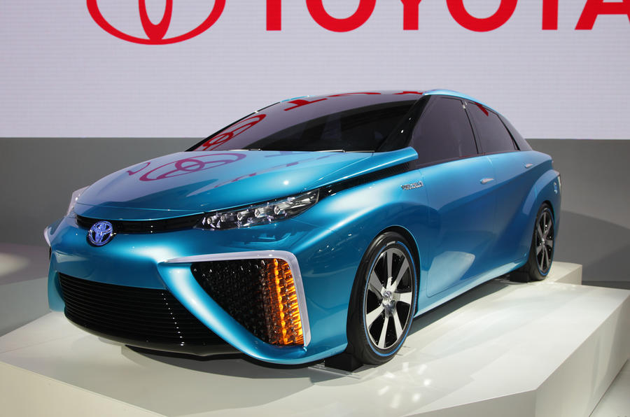 Toyota to show hydrogen-powered FCV concept at Tokyo