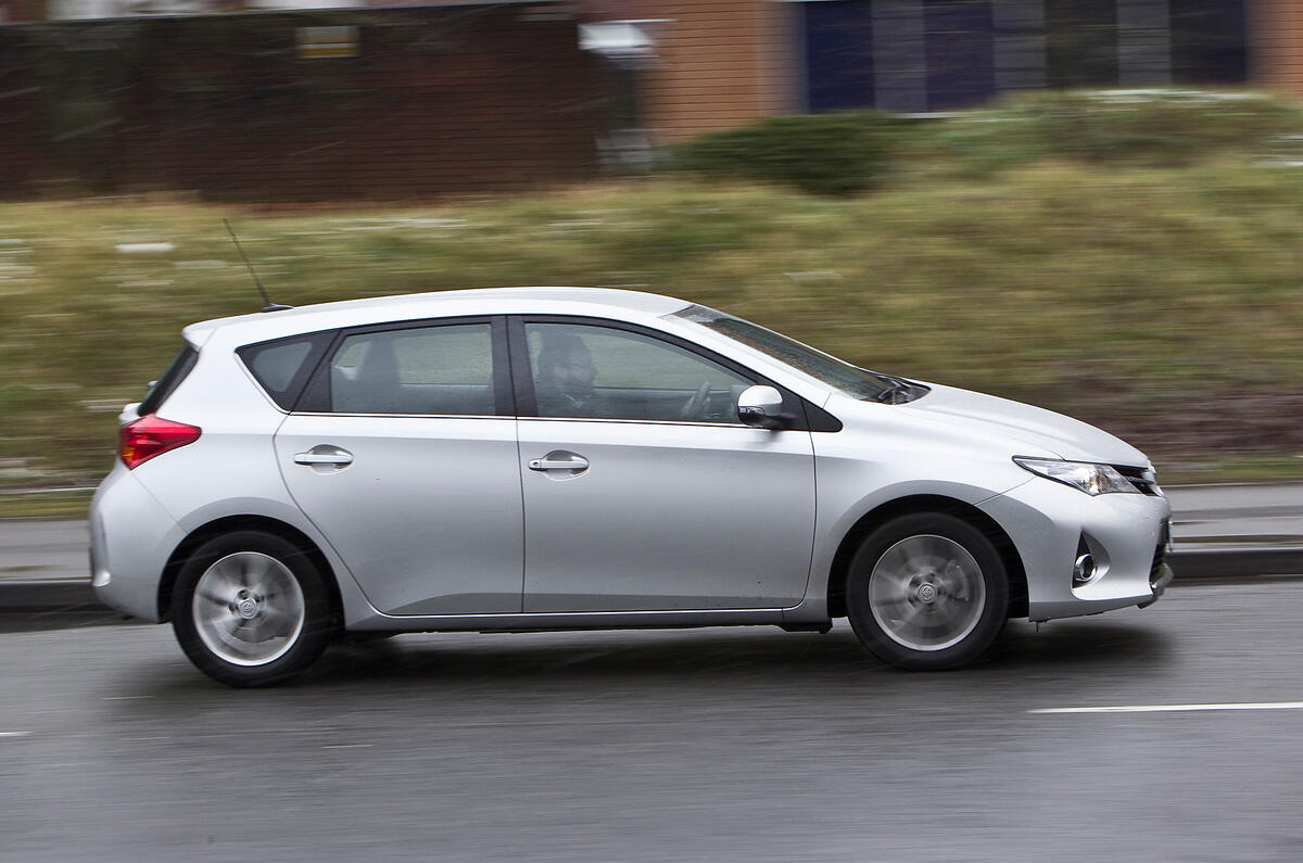 Toyota Auris Icon 1.4D4D first drive review review | Autocar