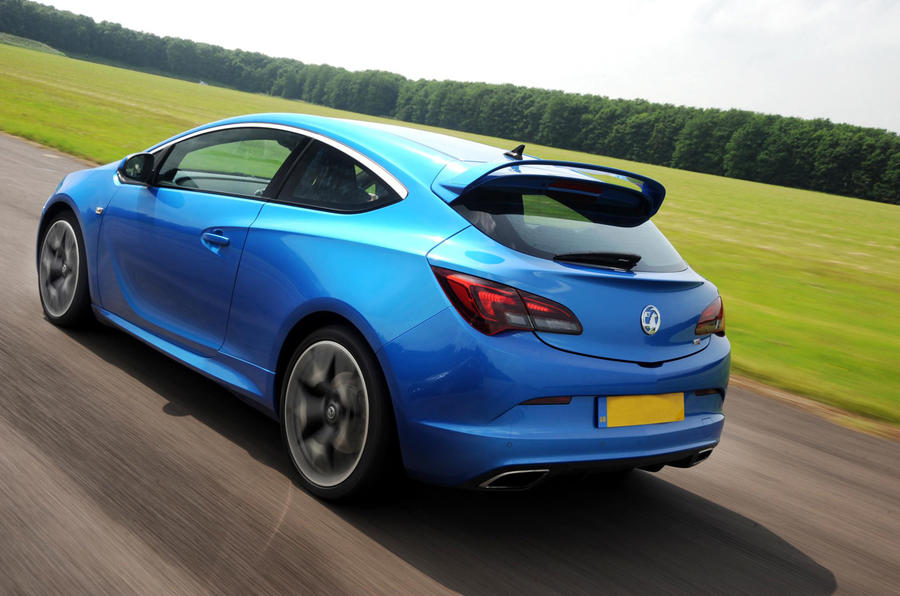 Quick news: Astra VXR upgrades, Toyota EV charging incentives, Renaultsport Twin