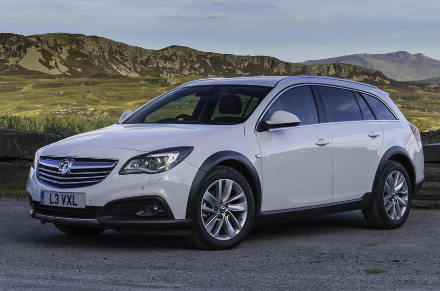 Quick News: Insignia Country Tourer from £25k, Seat Leon ST gets five-star safet