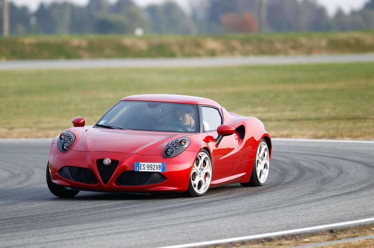 Alfa Romeo 4C 2013-2018 Review (2021) | Autocar