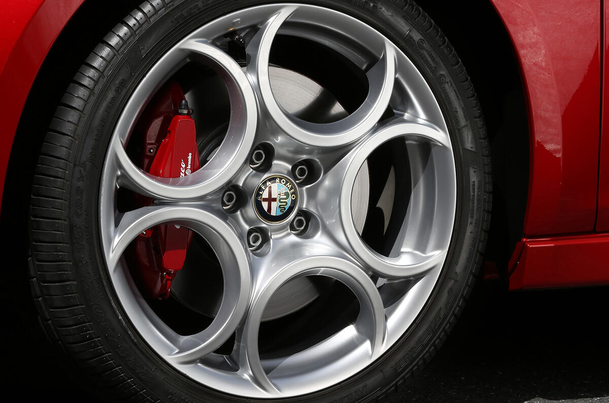 Alfa Romeo Giulietta Quadrifoglio Verde 1 75 Tp 240hp E6