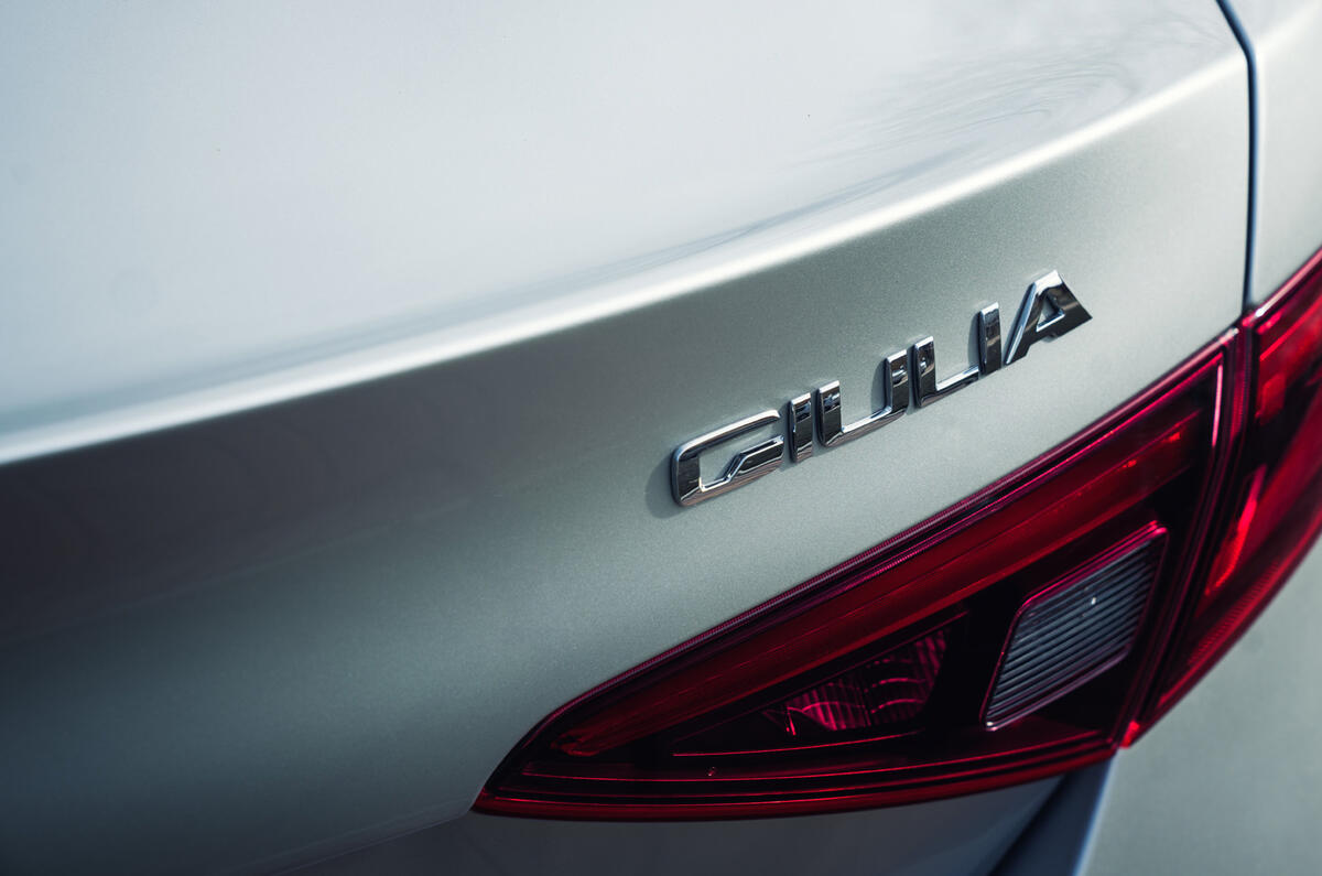 Alfa Romeo Giulia badging