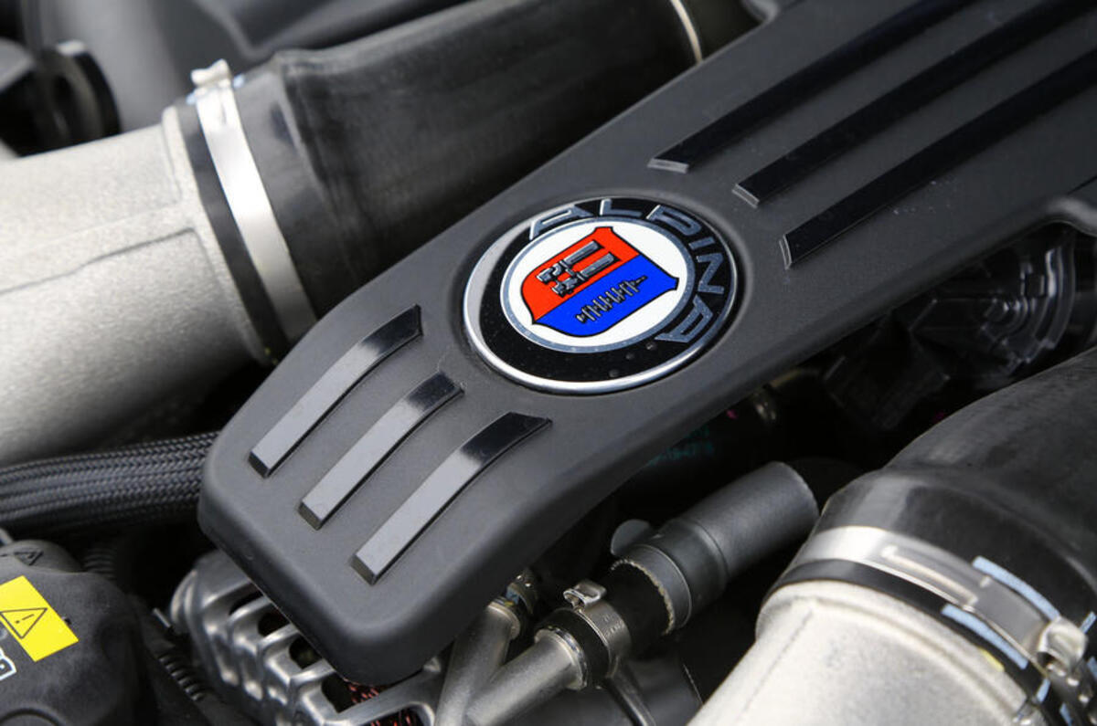 Alpina B5 engine badging