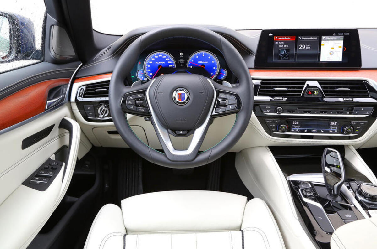 Alpina B5 dashboard