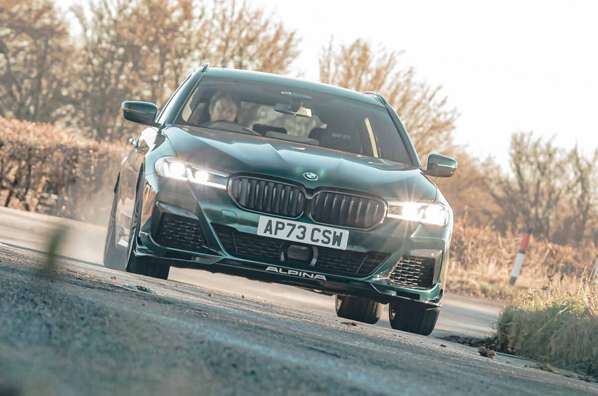 alpina b5 gt review 2025 04 cornering front