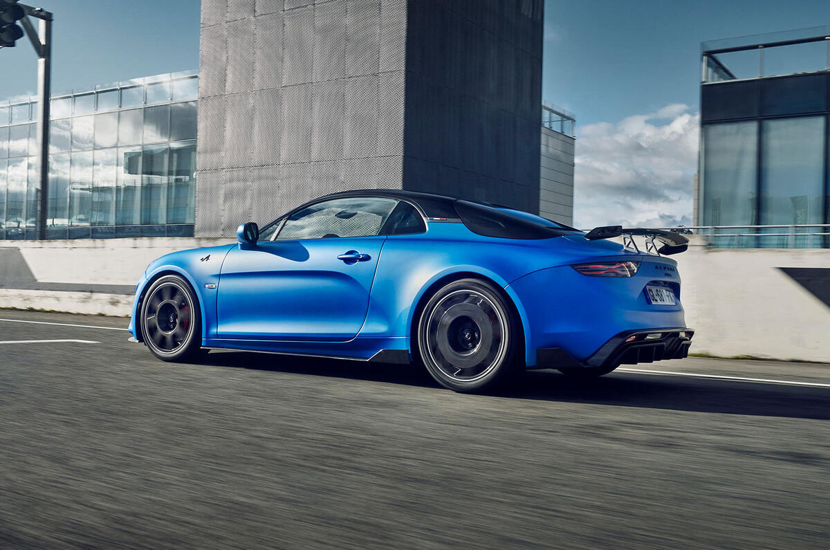 alpine a110r premier essai 2023 04 virage arrière