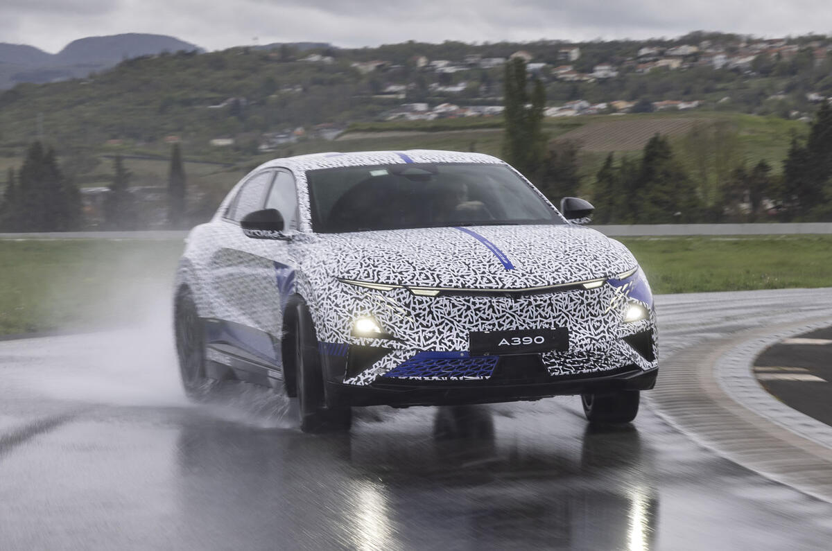 Alpine A390 prototype lead