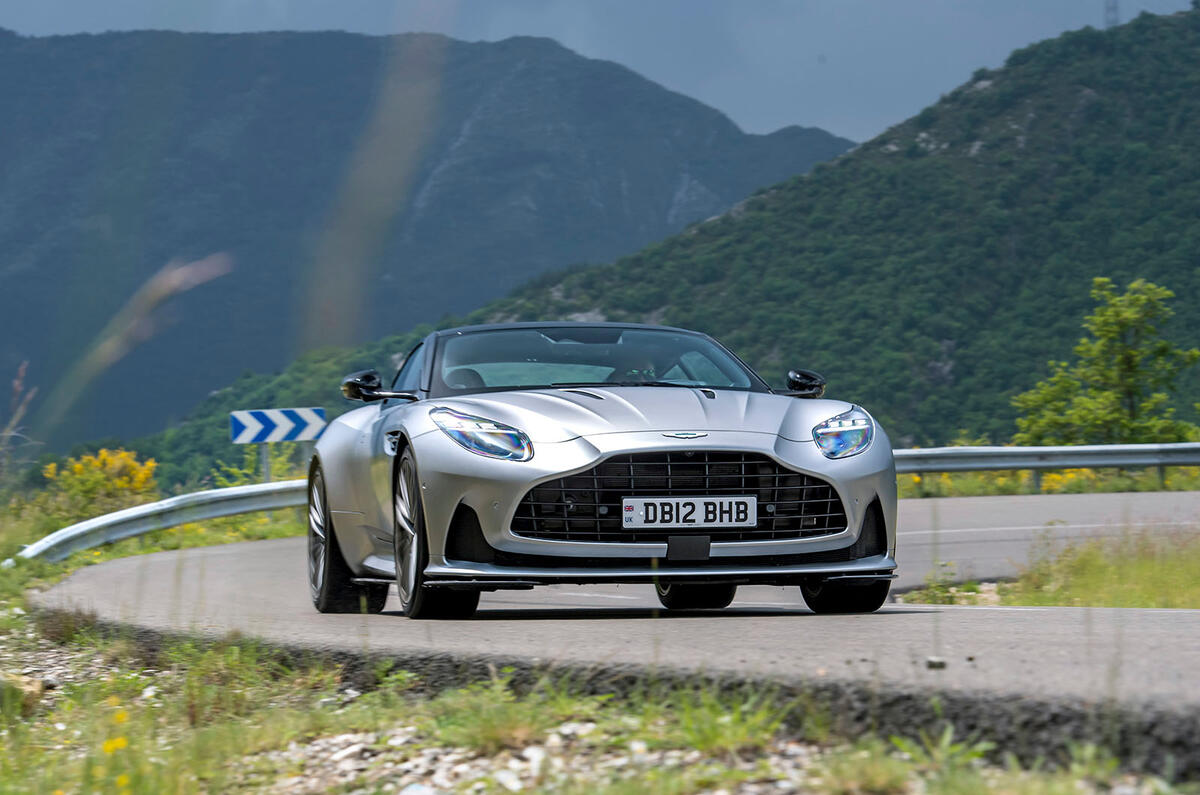 aston martin db12 compte-rendu 2023 04 virage