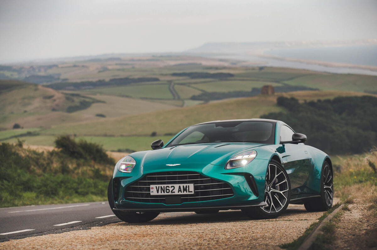 Aston Martin Vantage RT 2024 Critique de la statique 0201