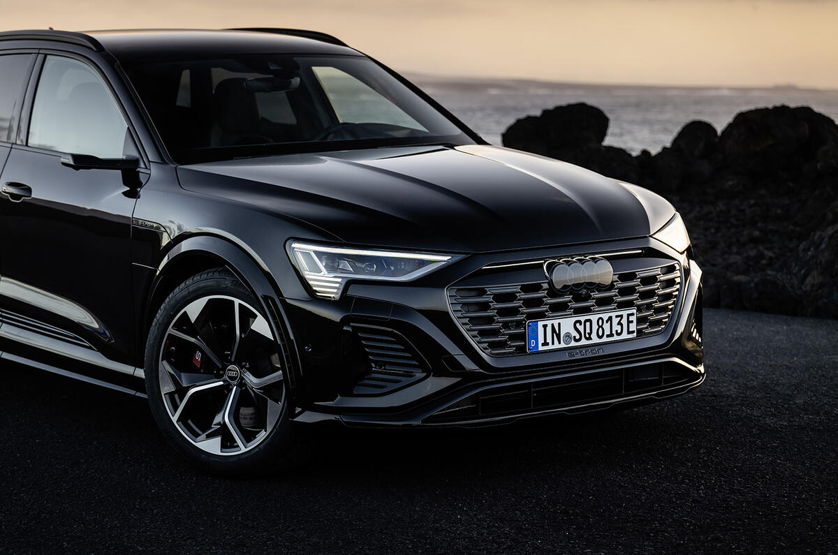 audi q8 e tron 05 grill