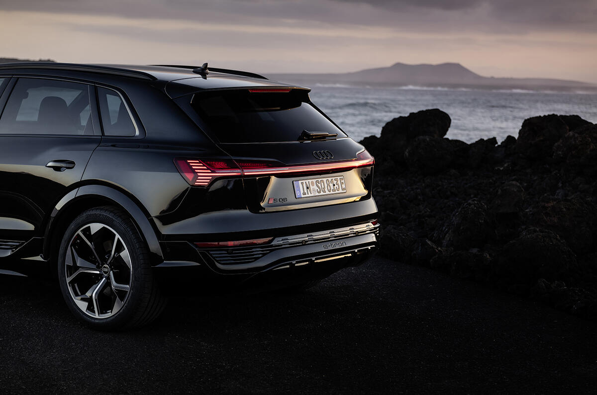 audi q8 e tron 07 arrière