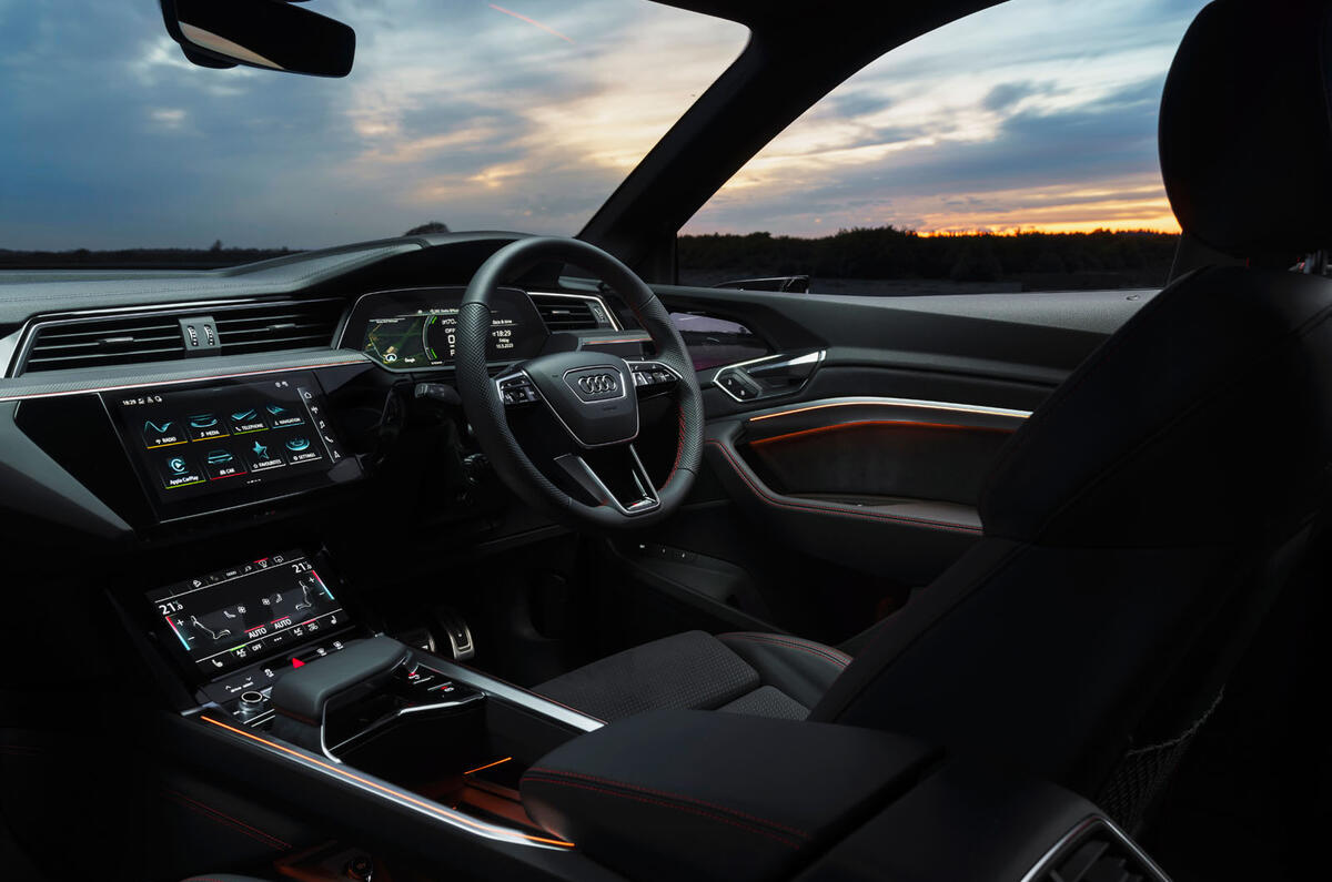 audi q8 e tron review 2023 008 dash