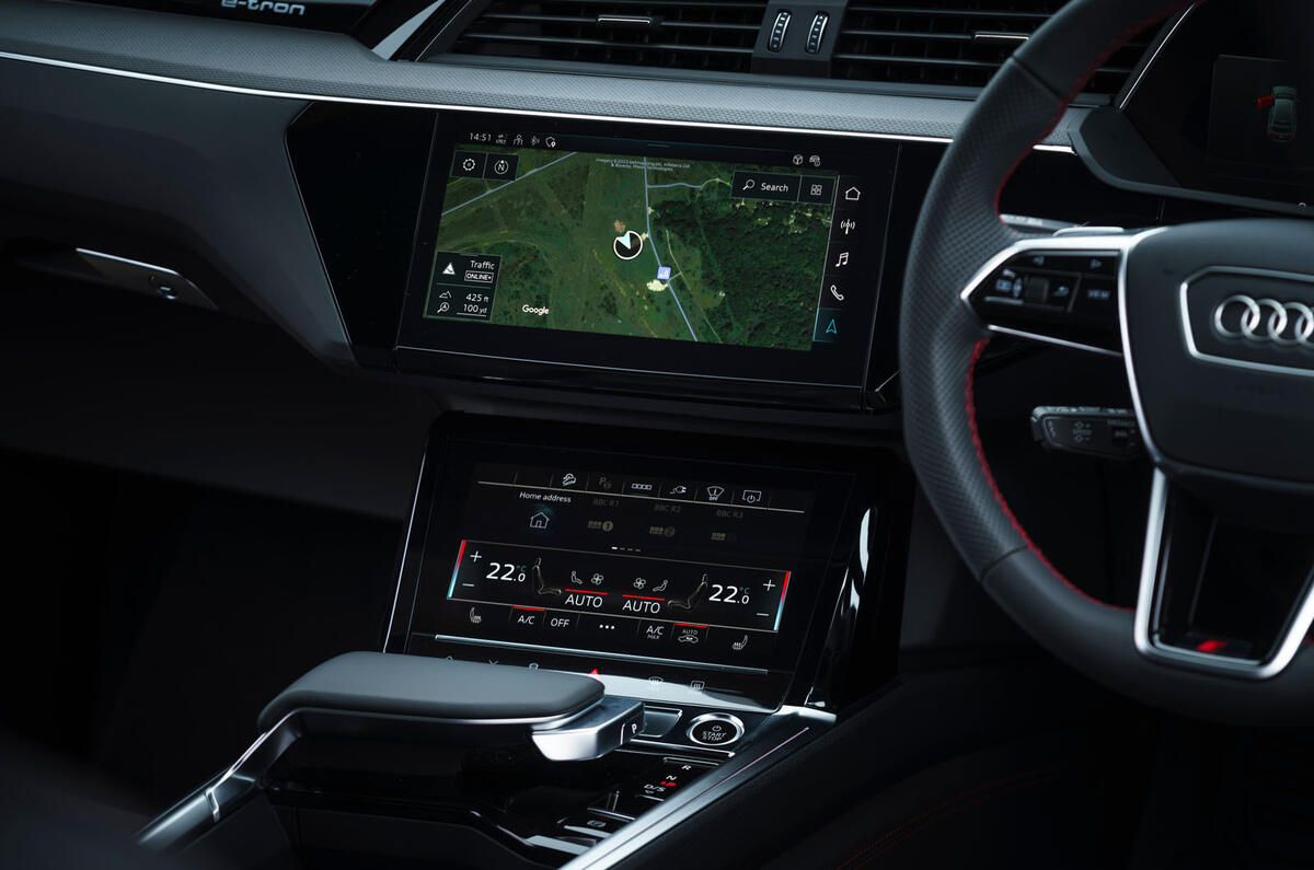 audi q8 e tron review 2023 009 centre console