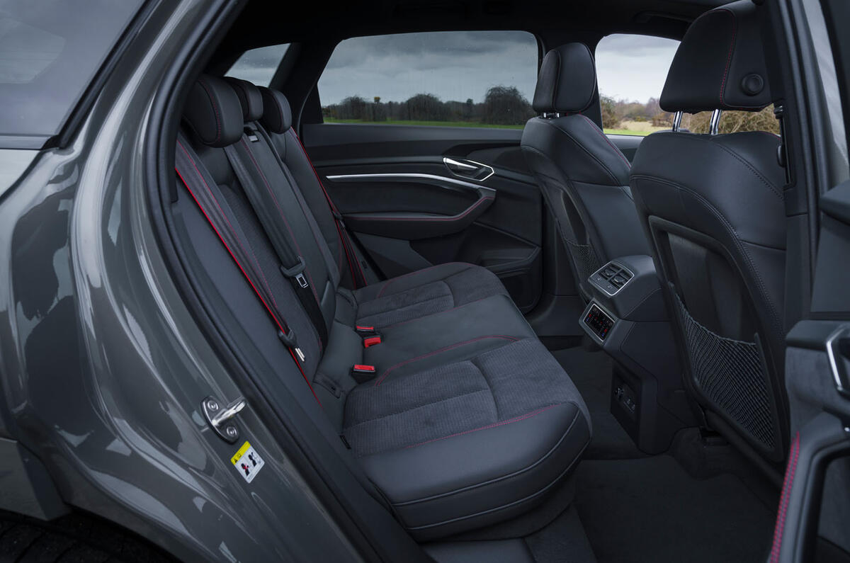 audi q8 e tron review 2023 013 back seats