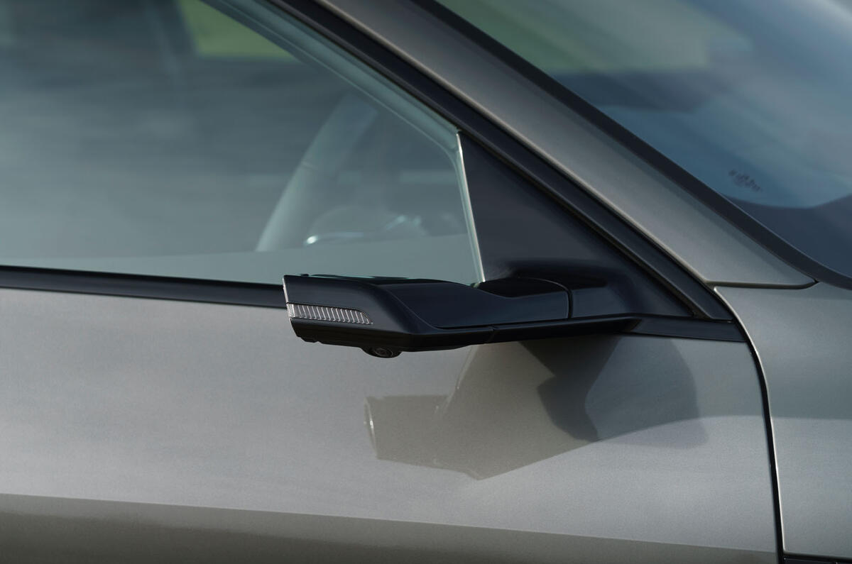 audi q8 e tron review 2023 020 camera