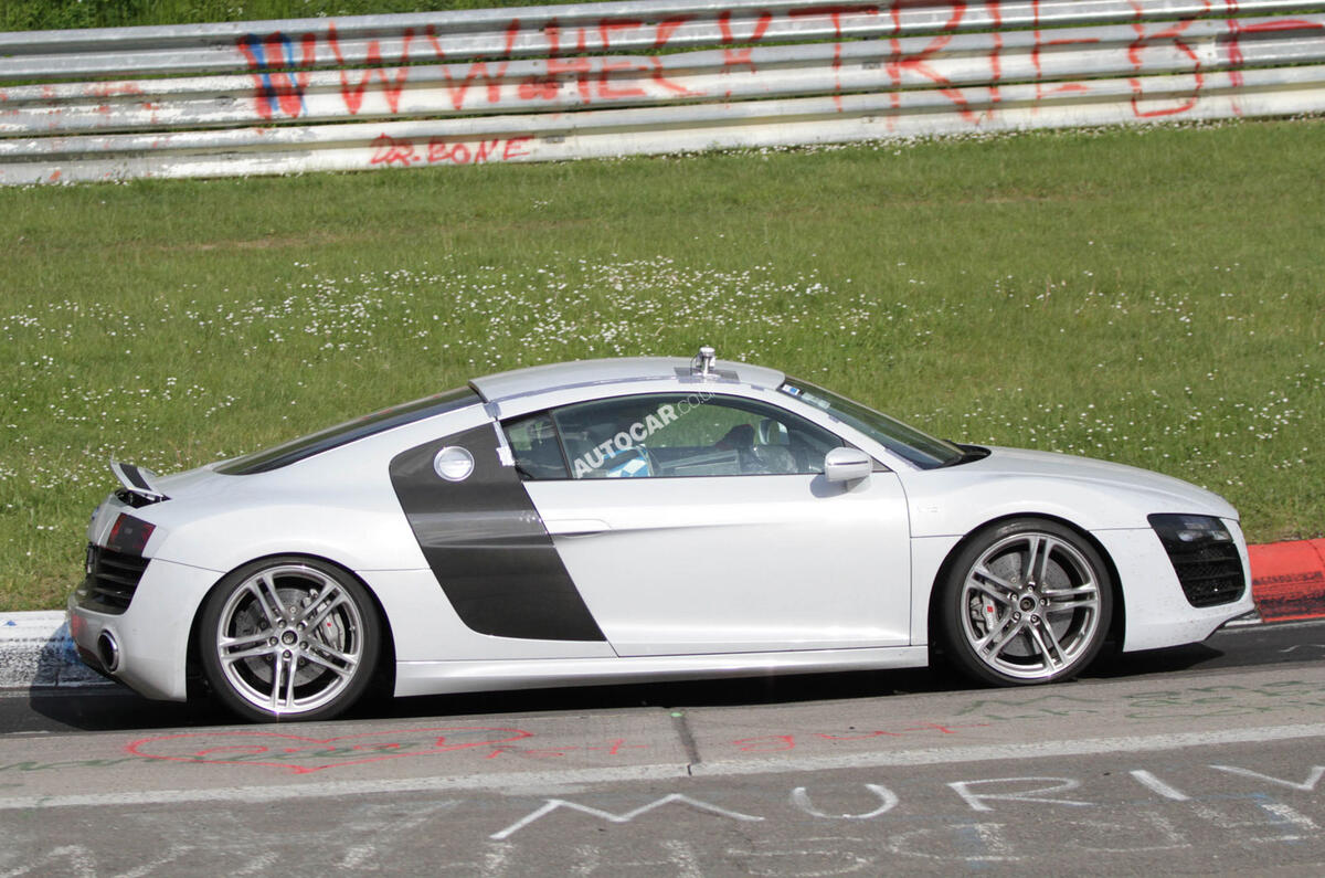 Facelifted Audi R8 caught undisguised | Autocar